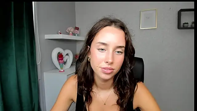 Snapshot of AdeleSolo chatting on 07-13-26, 12:26 AdeleSolo online show from 07-13-26, 12:26