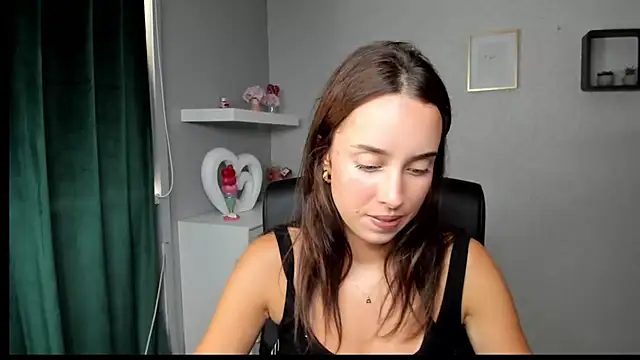 Snapshot of AdeleSolo chatting on 07-12-26, 01:23 AdeleSolo online show from 07-12-26, 01:23