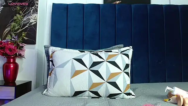 Snapshot of Exotic_wish chatting on 06-03-26, 04:57 Exotic wish online show from 06-03-26, 04:57