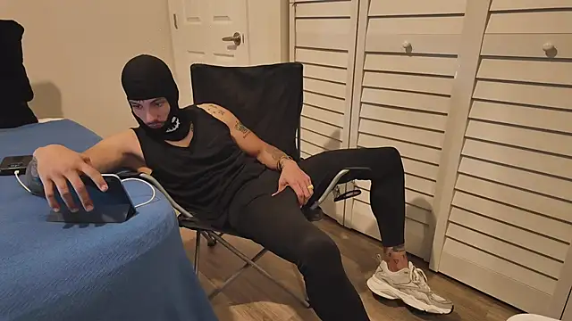 Snapshot of Alejandrosolerxxx chatting on 02-25-26, 02:56 Alejandrosolerxxx online show from 02-25-26, 02:56