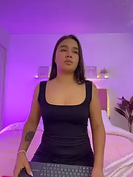 I Samanthaa online show from 06-04-26, 04:00