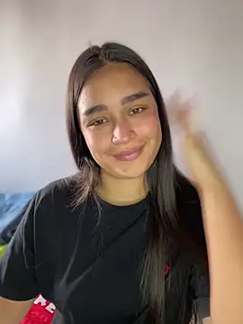 I Samanthaa online show from 03-23-26, 09:58