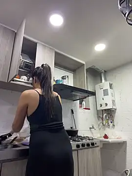 I Samanthaa online show from 06-20-26, 03:55