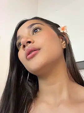 AlessiaVallmont online show from 02-20-26, 07:16