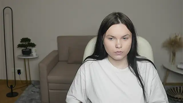 LeilaErcolani online show from 02-20-26, 12:51