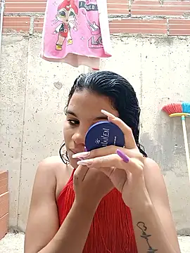 Snapshot of Little-Pussy19 chatting on 02-18-26, 06:59 Little-Pussy19 online show from 02-18-26, 06:59