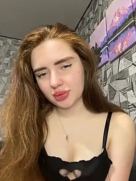 Snapshot of SofaLav chatting on 02-20-26, 05:26 SofaLav online show from 02-20-26, 05:26