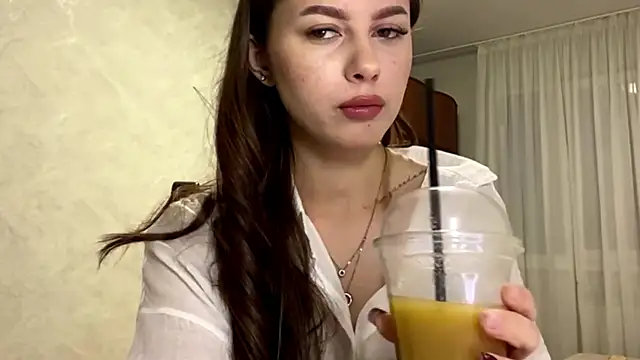 StephaniCute online show from 04-09-26, 03:29