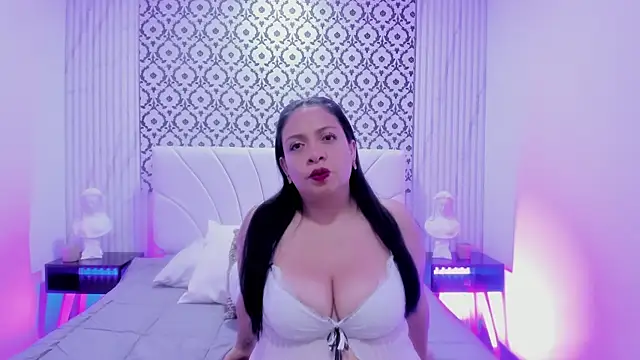 Renatta Milly online show from 02-26-26, 03:17