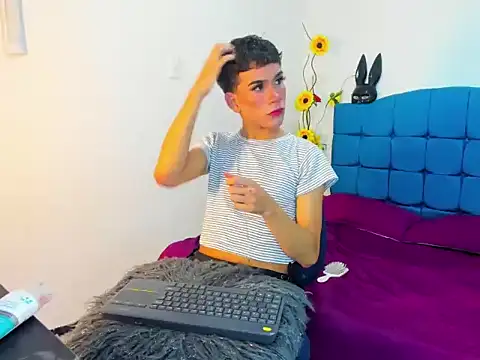 Ailanys Miller online show from 03-10-26, 01:26