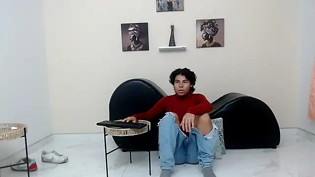 skinnysexy18 online show from 04-06-26, 01:12
