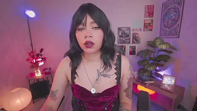 Snapshot of violette_clerk1_ chatting on 02-22-26, 07:37 violette clerk1 online show from 02-22-26, 07:37