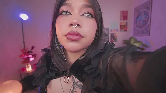 Snapshot of violette_clerk1_ chatting on 02-24-26, 08:10 violette clerk1 online show from 02-24-26, 08:10