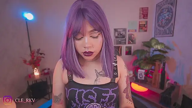 violette clerk1  online show from 03-30-26, 08:10