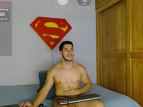 Snapshot of axellblue chatting on 05-18-26, 12:00 axellblue online show from 05-18-26, 12:00