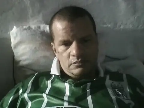 Snapshot of Roque-74 chatting on 02-18-26, 05:53 Roque-74 online show from 02-18-26, 05:53