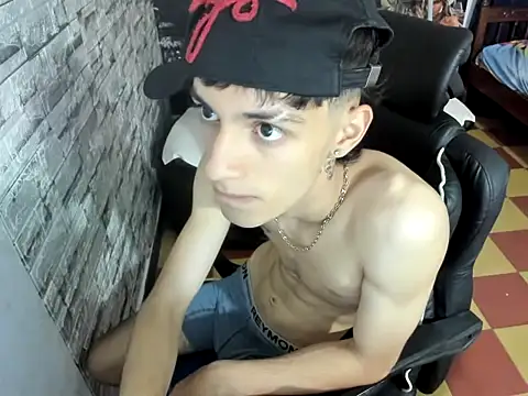 wex 077 online show from 03-06-26, 01:33