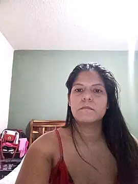 Snapshot of Catleya325 chatting on 03-04-26, 01:08 Catleya325 online show from 03-04-26, 01:08