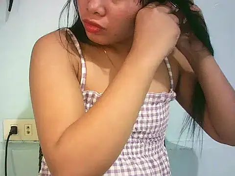 Snapshot of Creamy_Pussy21xx chatting on 03-22-26, 10:44 Creamy Pussy21xx online show from 03-22-26, 10:44