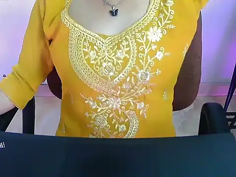 Hotsurbhi online show from 03-10-26, 04:49