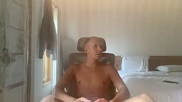 Anton blond online show from 02-18-26, 05:38