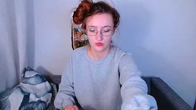 miay here  online show from 05-26-26, 04:49