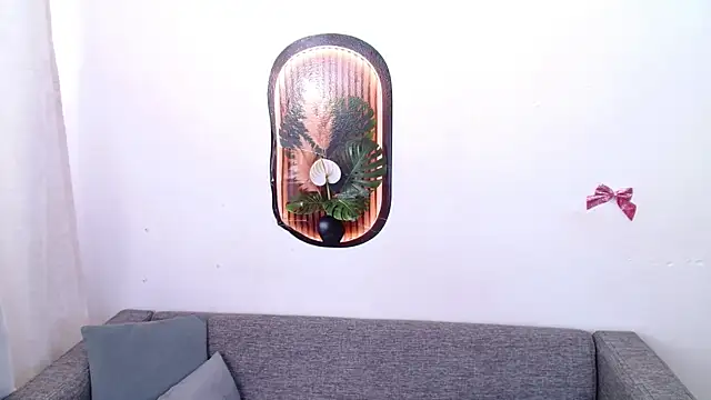 miay here  online show from 06-04-26, 10:31
