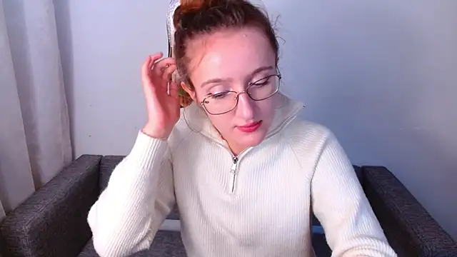 miay here  online show from 05-27-26, 04:58