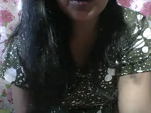 Snapshot of Sh1nbae22 chatting on 02-26-26, 12:21 Sh1nbae22 online show from 02-26-26, 12:21