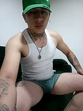 Valentino dominusSex online show from 03-08-26, 12:16