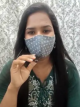 Snapshot of Tamil_Charu_ chatting on 04-22-26, 04:08 Tamil Charu online show from 04-22-26, 04:08