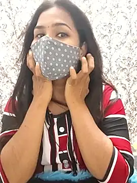 Snapshot of Tamil_Charu_ chatting on 04-29-26, 03:49 Tamil Charu online show from 04-29-26, 03:49