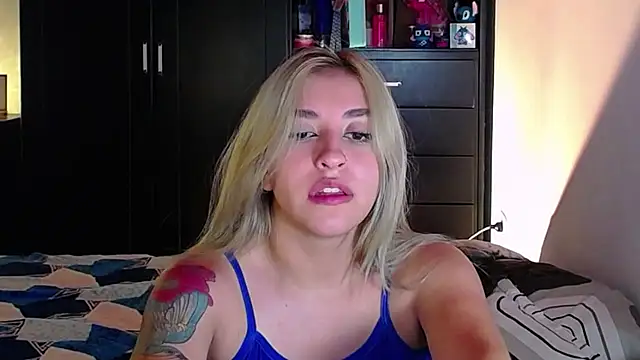 saradiazxxx online show from 03-02-26, 08:43