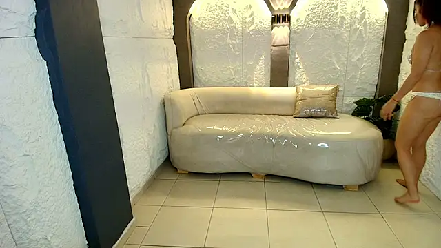 Elizabeth  r online show from 02-26-26, 03:06