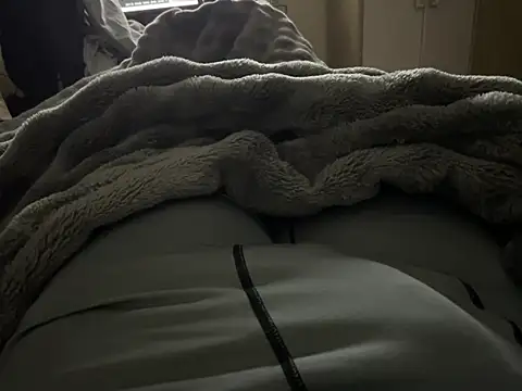 kakarot241515 online show from 04-08-26, 03:52