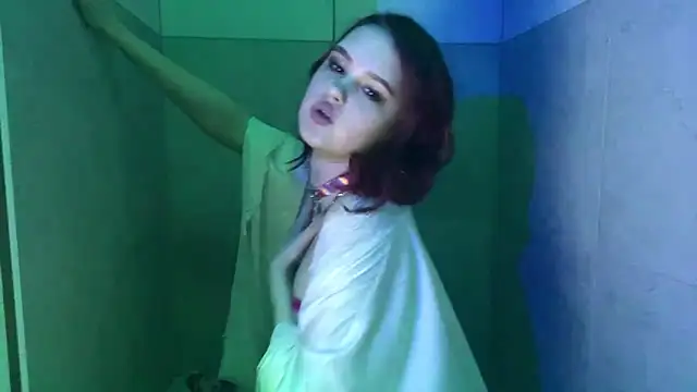 AmaliaJess online show from 03-18-26, 05:03