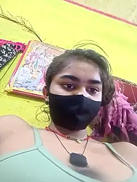 Snapshot of Cute_Mahek99 chatting on 06-11-26, 10:51 Cute Mahek99 online show from 06-11-26, 10:51