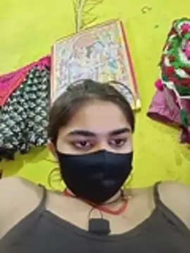 Snapshot of Cute_Mahek99 chatting on 06-17-26, 11:03 Cute Mahek99 online show from 06-17-26, 11:03