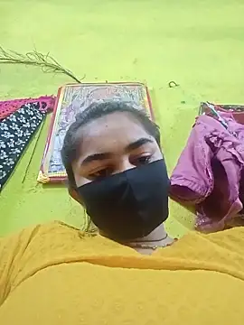 Snapshot of Cute_Mahek99 chatting on 06-10-26, 10:55 Cute Mahek99 online show from 06-10-26, 10:55