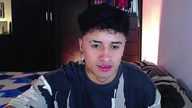 Snapshot of Jhon_Sara chatting on 02-26-26, 03:45 Jhon Sara online show from 02-26-26, 03:45