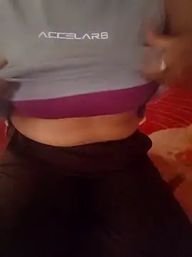 Snapshot of AnvithaAnu chatting on 03-04-26, 12:13 AnvithaAnu online show from 03-04-26, 12:13