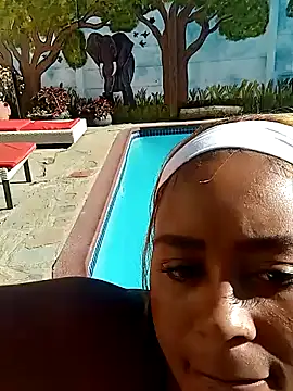 Snapshot of sexydiamond15 chatting on 06-15-26, 08:14 sexydiamond15 online show from 06-15-26, 08:14