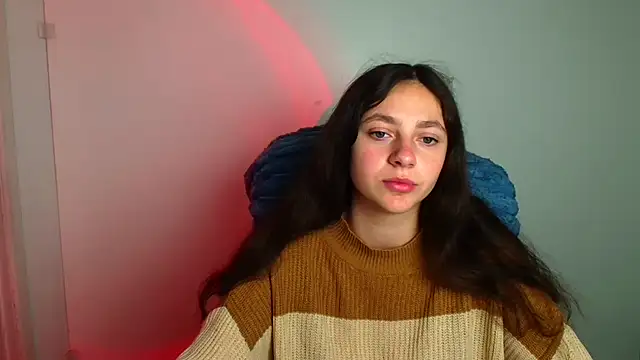 Snapshot of KissMeJulia chatting on 05-11-26, 05:20 KissMeJulia online show from 05-11-26, 05:20