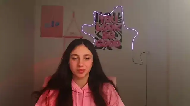 KissMeJulia online show from 03-17-26, 06:38