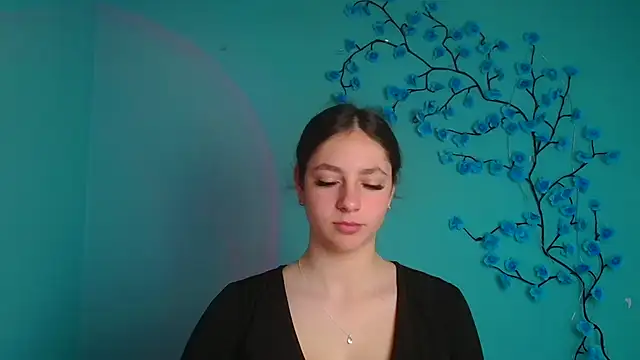 KissMeJulia online show from 04-09-26, 05:31