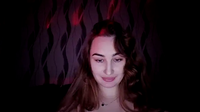 Snapshot of Elaine_Bell chatting on 03-06-26, 06:14 Elaine Bell online show from 03-06-26, 06:14