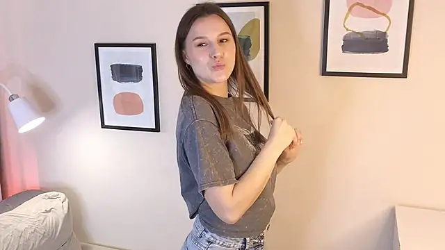 Mili Gernat online show from 02-28-26, 08:58