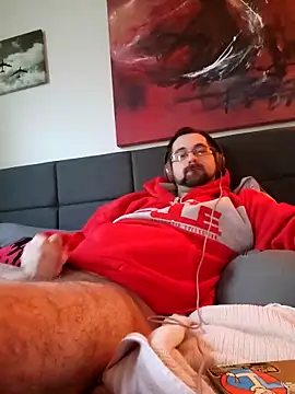 LargeLith online show from 02-18-26, 09:55