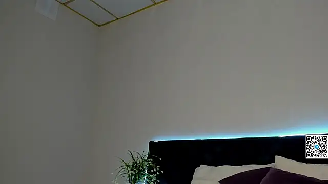Snapshot of Adele_Lanea chatting on 07-11-26, 01:06 Adele Lanea online show from 07-11-26, 01:06