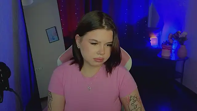 Snapshot of Monica_Dacher chatting on 02-25-26, 09:47 Monica Dacher online show from 02-25-26, 09:47